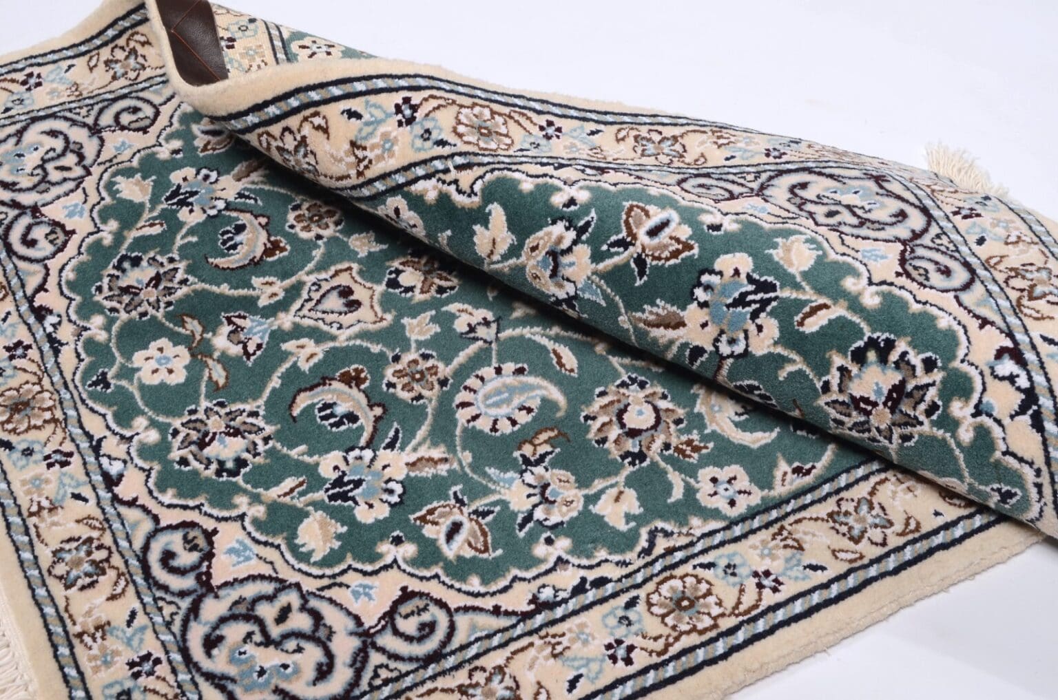 handgeknupfter-orientteppich-nain-9-94x65-cm-500000-knoten-grun-4 Perserteppich Nain 94 x 65 cm Wolle handgeknüpft