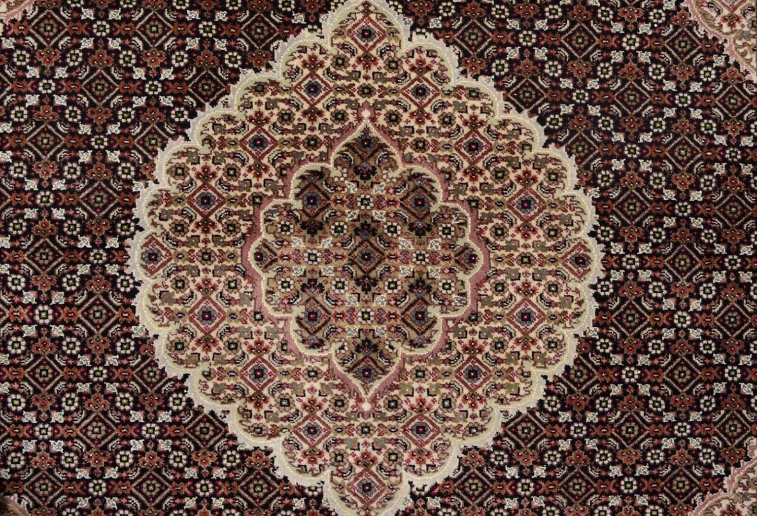 feiner-orientteppich-235x178-cm-235000-knoten-handgeknupft-4 Orientteppich 235 x 178 cm Wolle handgeknüpft
