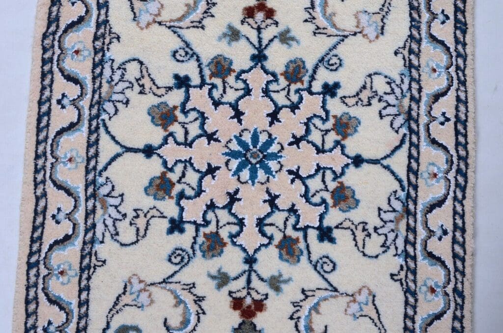 Perserteppich Nain 87 x 57 cm Wolle handgeknüpft