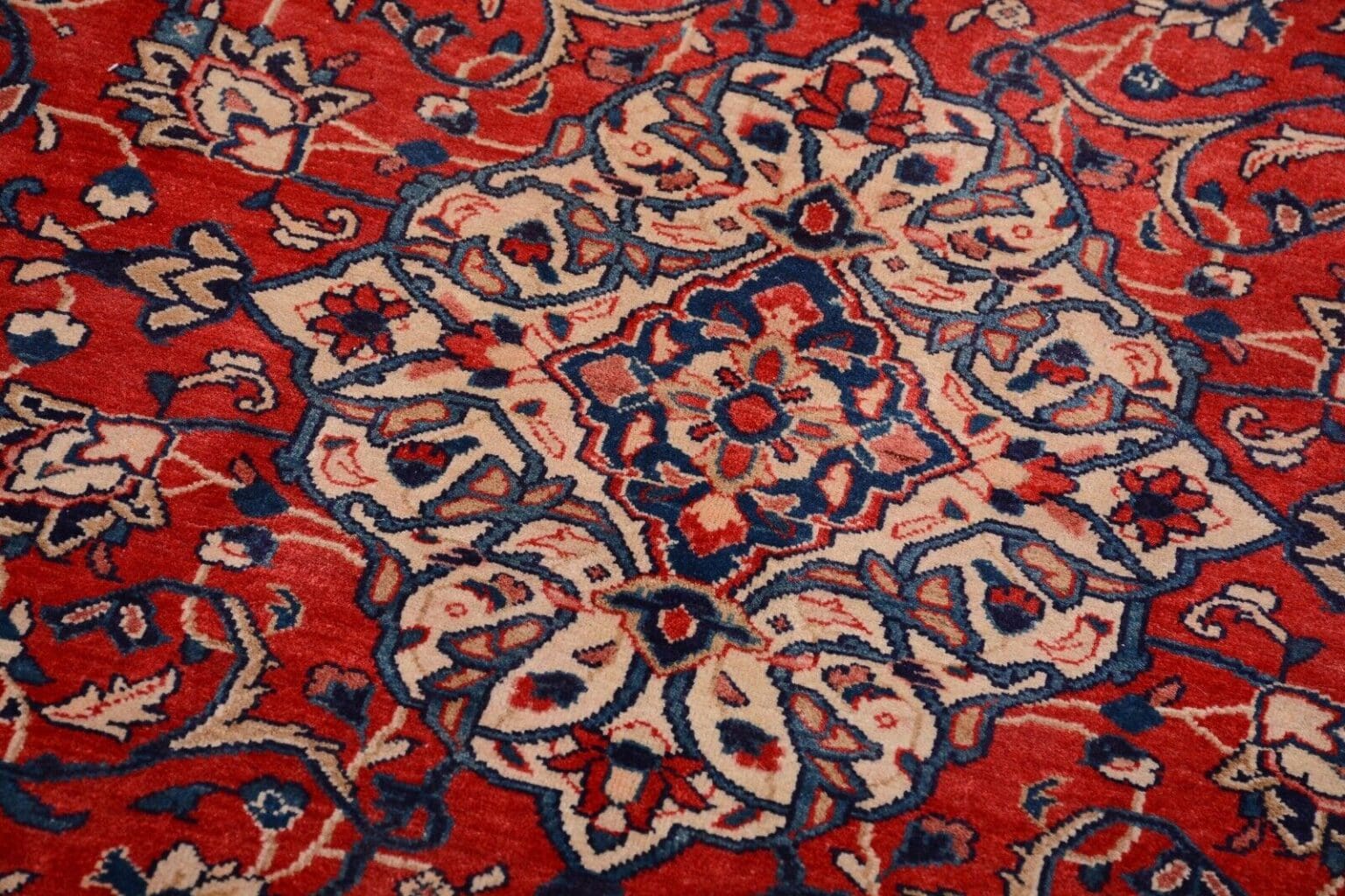 Perserteppich Sarough 313 x 219 cm Wolle handgeknüpft