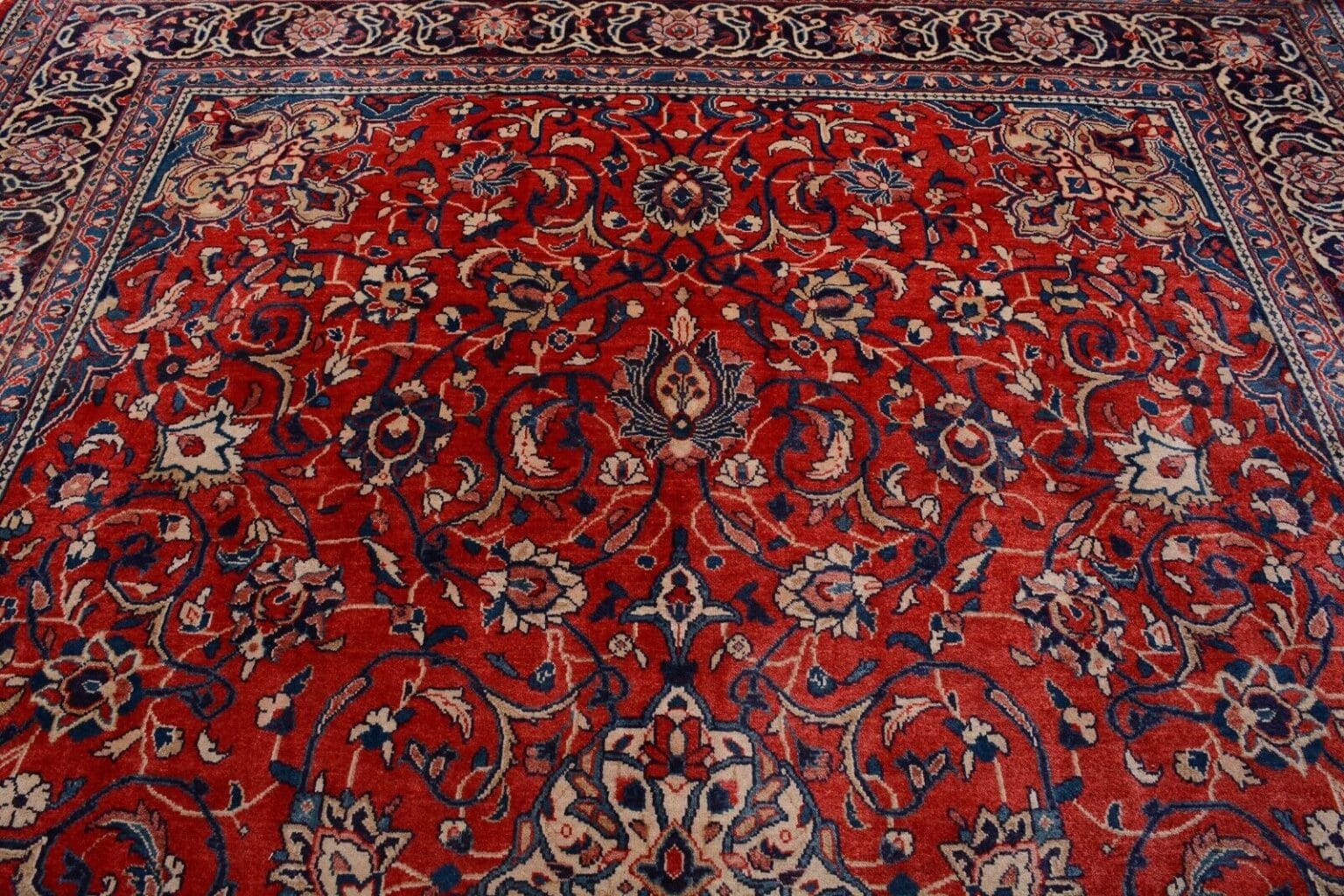 Perserteppich Sarough 313 x 219 cm Wolle handgeknüpft