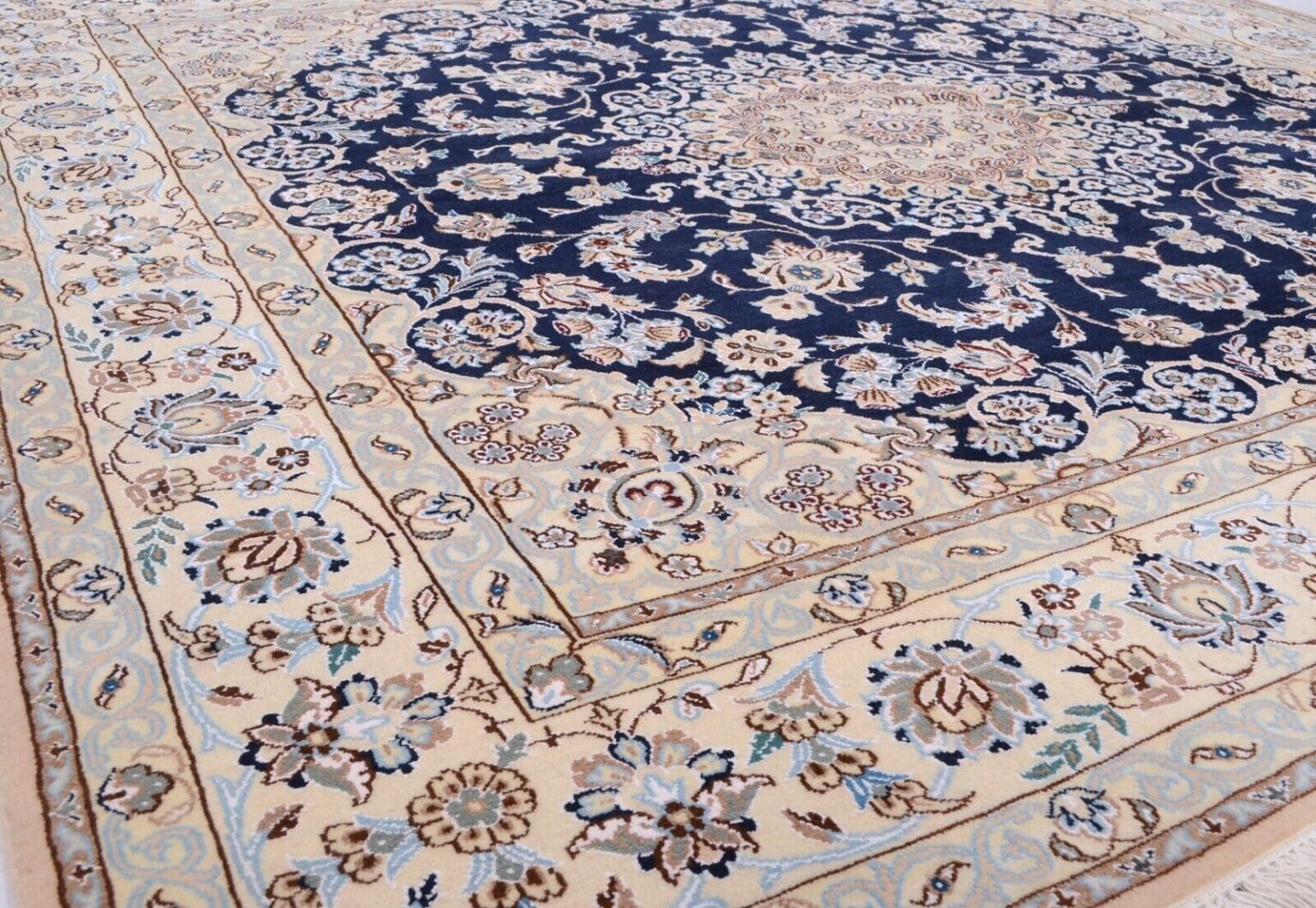 nain-9-la-202-x-203-cm-perserteppich-handgeknupft-floralmotiv-5 Perserteppich Nain 9 La 202 x 203 cm Wolle handgeknüpft