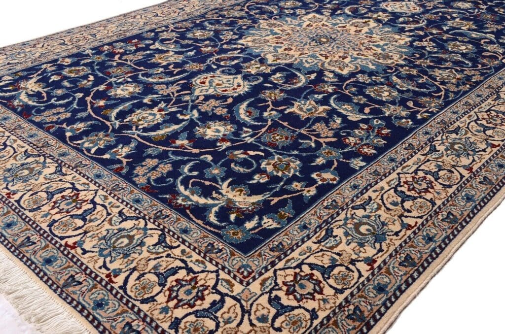 Perserteppich Nain 252 x 158 cm Wolle handgeknüpft