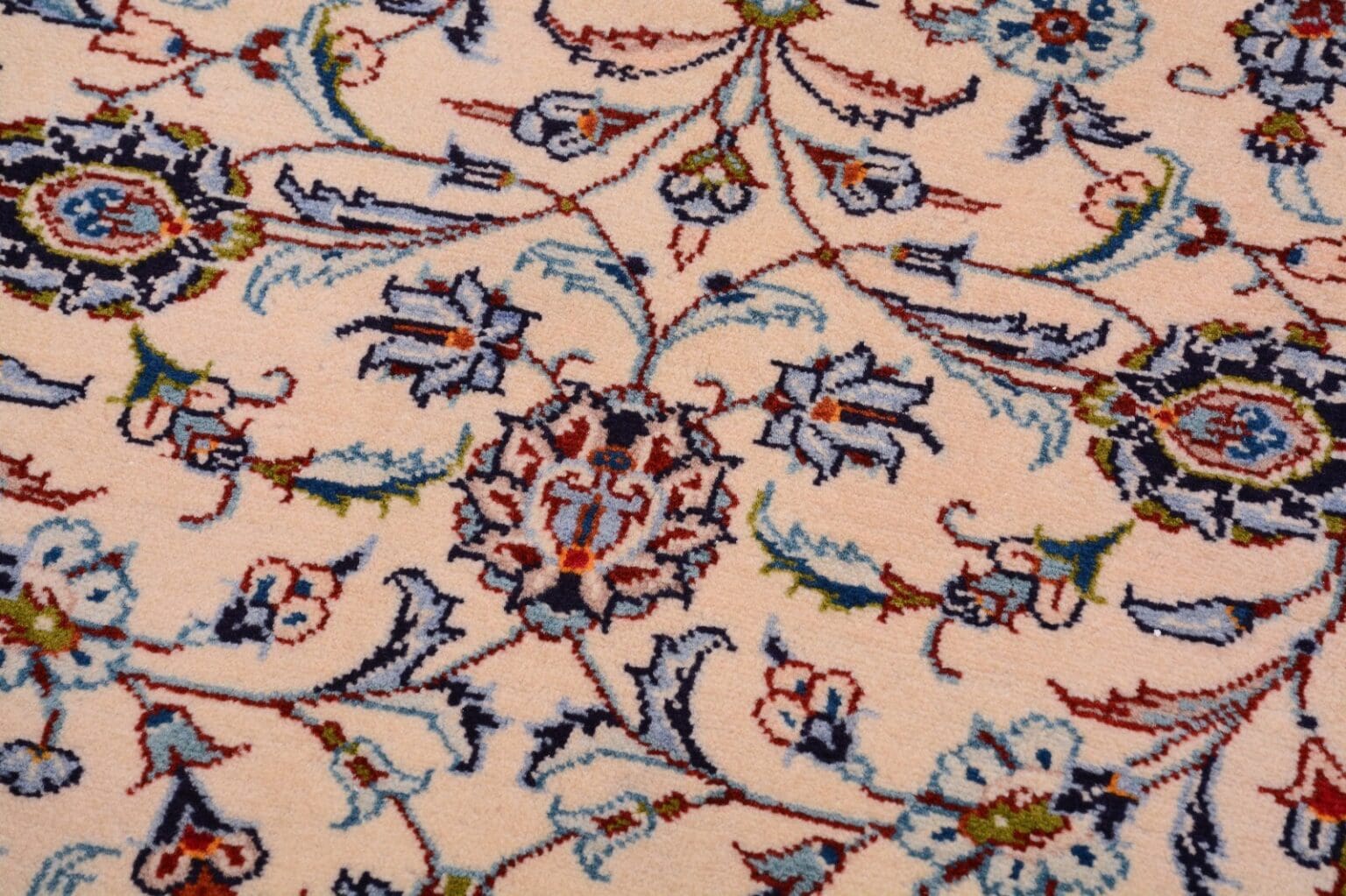 Perserteppich Kashan 376 x 275 cm Wolle handgeknüpft