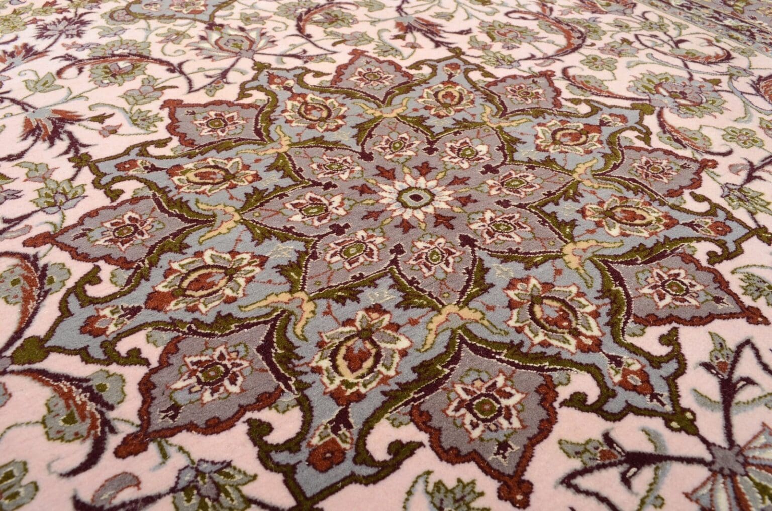 Perserteppich Isfahan 234 x 150 cm Wolle handgeknüpft