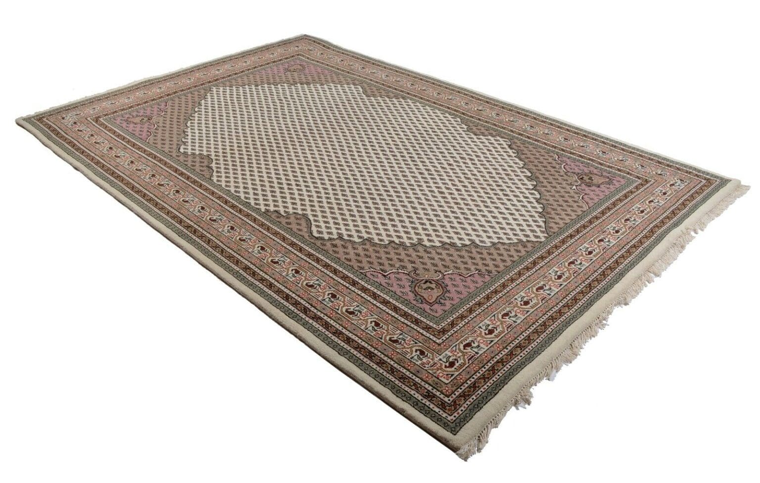 Orientteppich Sarough Standardgroesse Wolle handgeknuepft