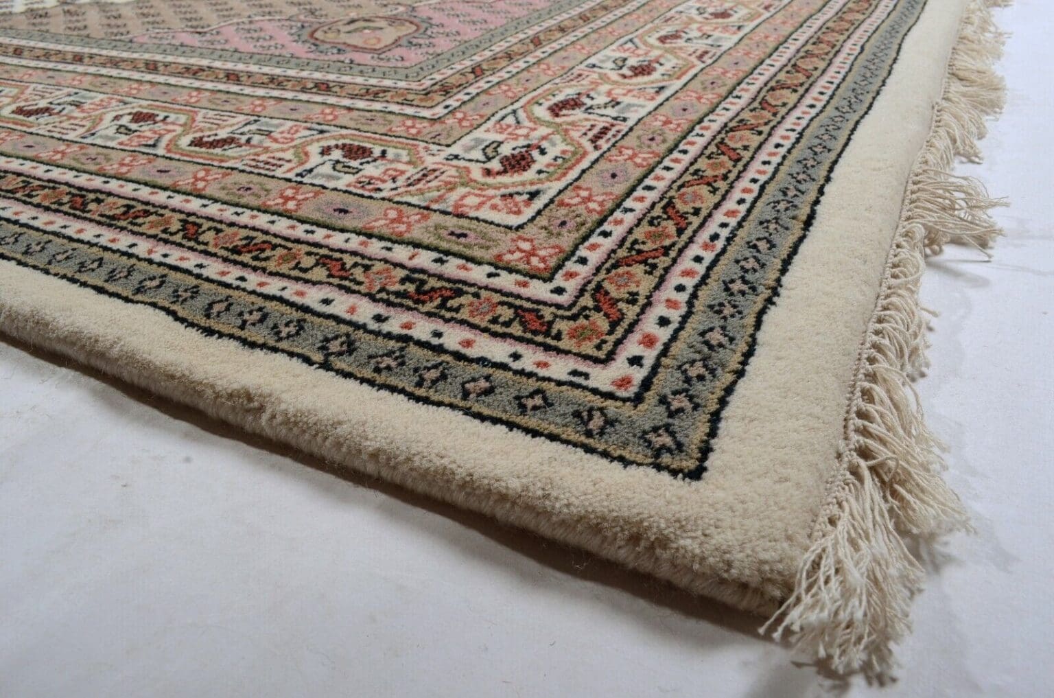 Orientteppich Sarough Standardgroesse Wolle handgeknuepft