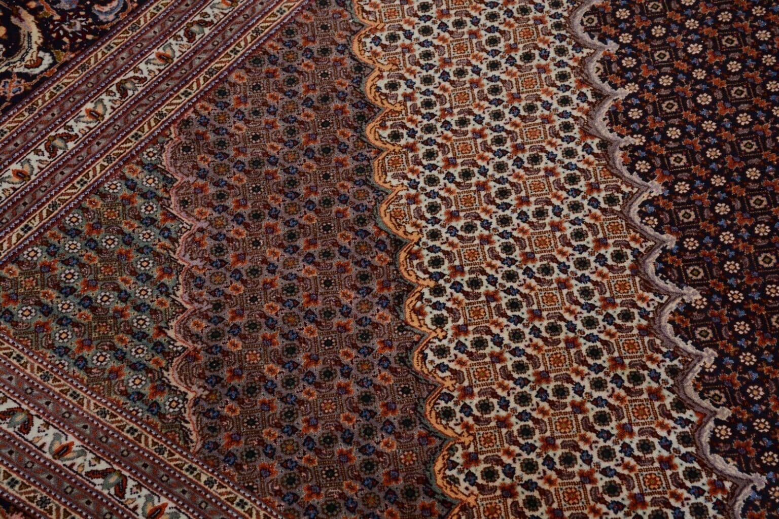 Perserteppich Tabriz 395 x 300 cm Wolle handgeknüpft
