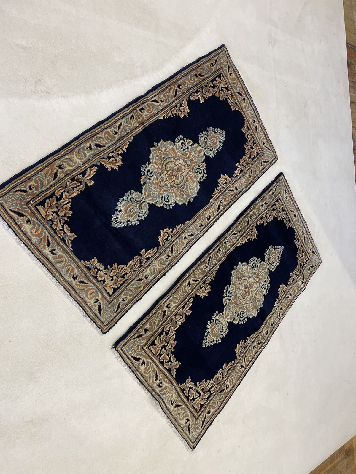 Perserteppich Kerman 132 x 64 cm Wolle handgeknüpft