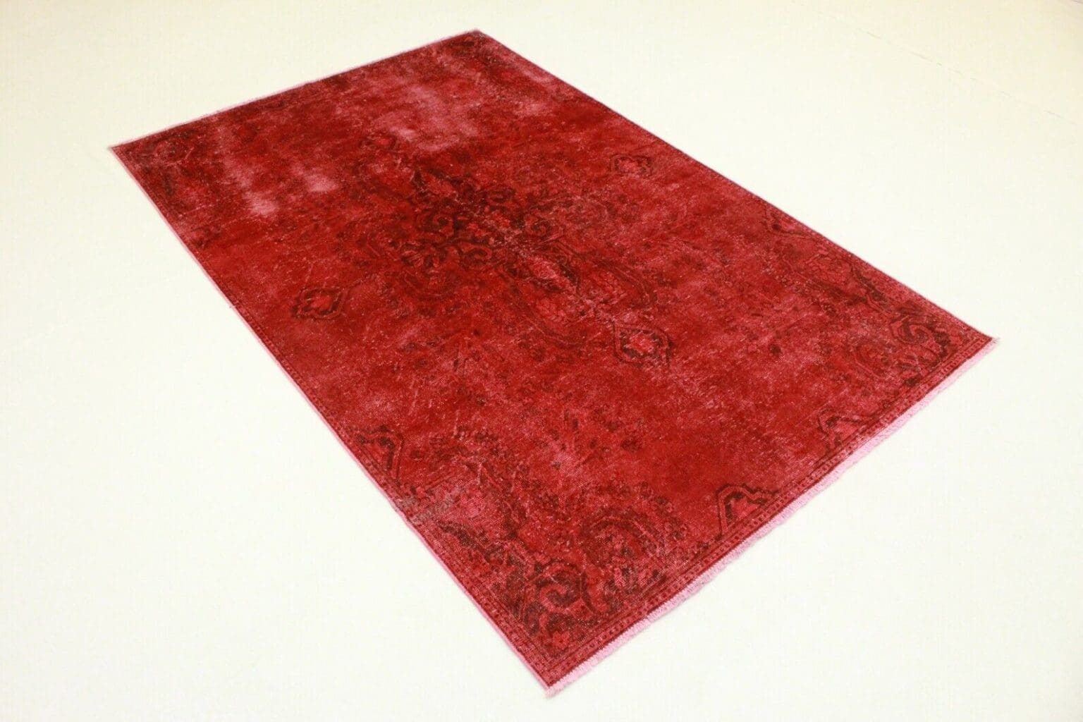 vintage-orientteppich-rot-272x179-cm-handgeknupft-designerstuck-1 Orientteppich 272 x 179 cm Wolle handgeknüpft