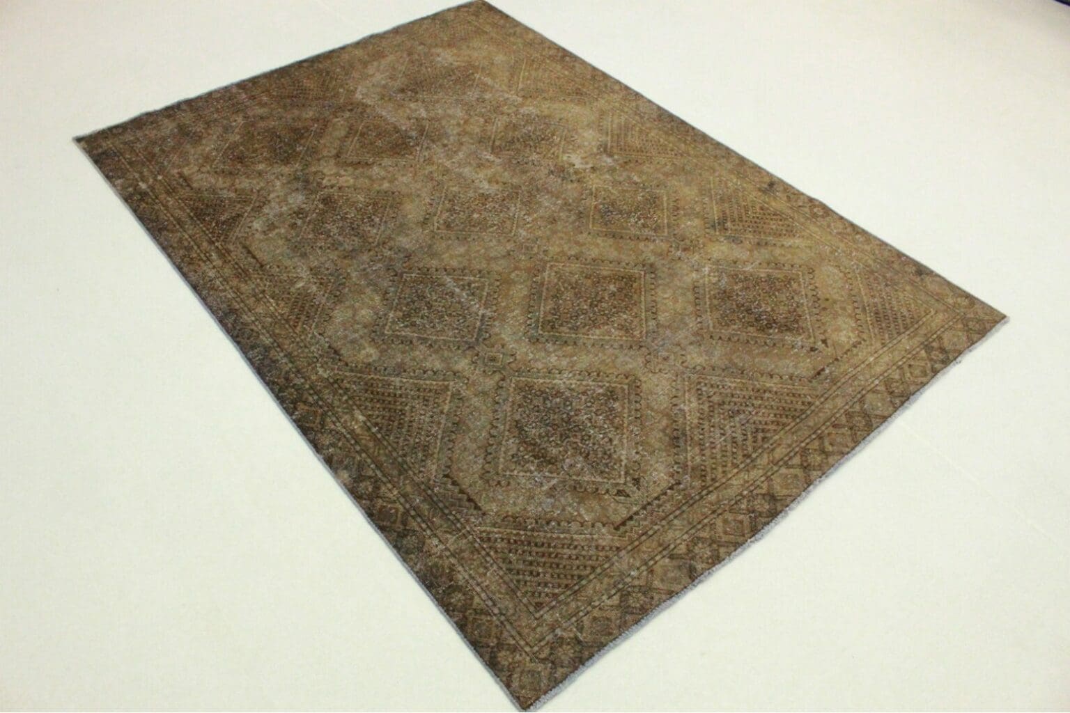 Orientteppich Schlamm 273x189 cm Wolle handgeknüpft