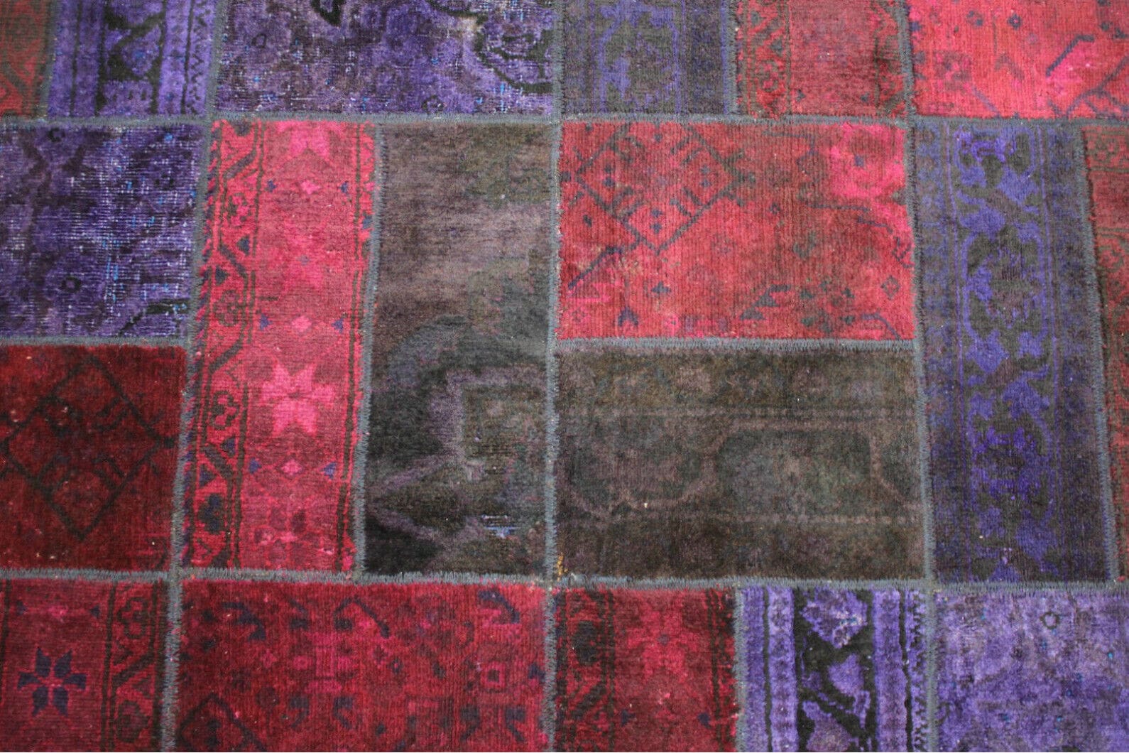 Handgeknüpfter Patchwork Orientteppich, 310 × 202 cm, Wolle