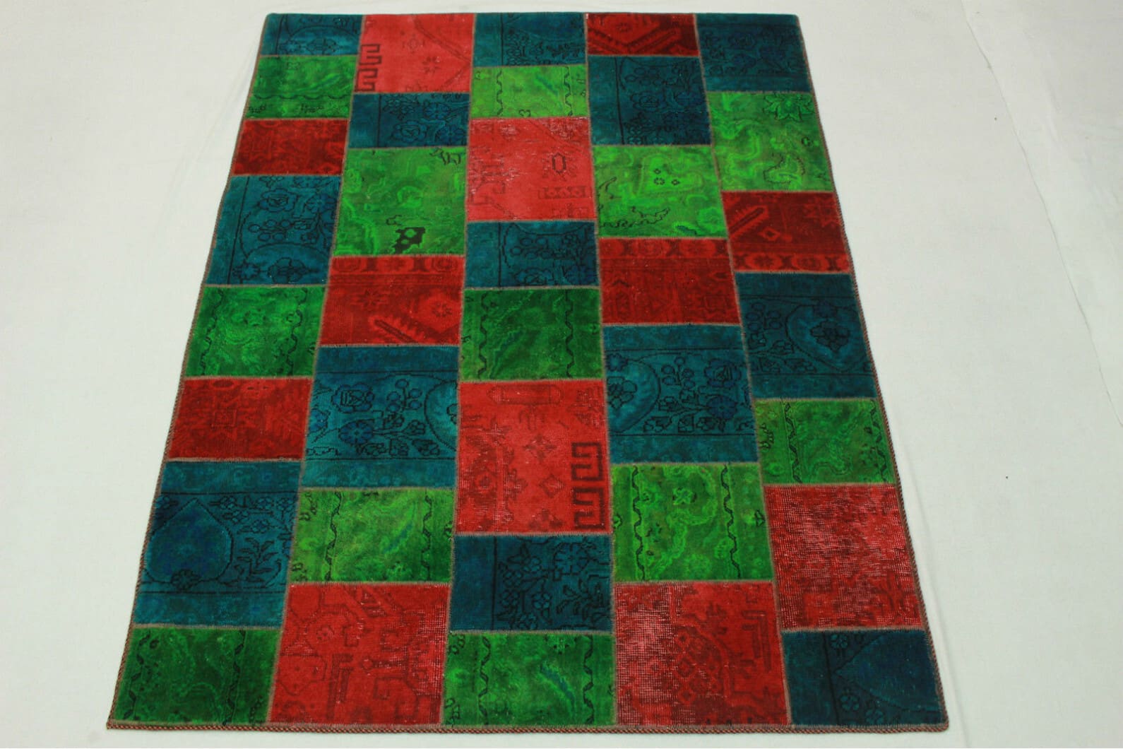Patchwork Orientteppich aus dem Orient, 203 × 150 cm