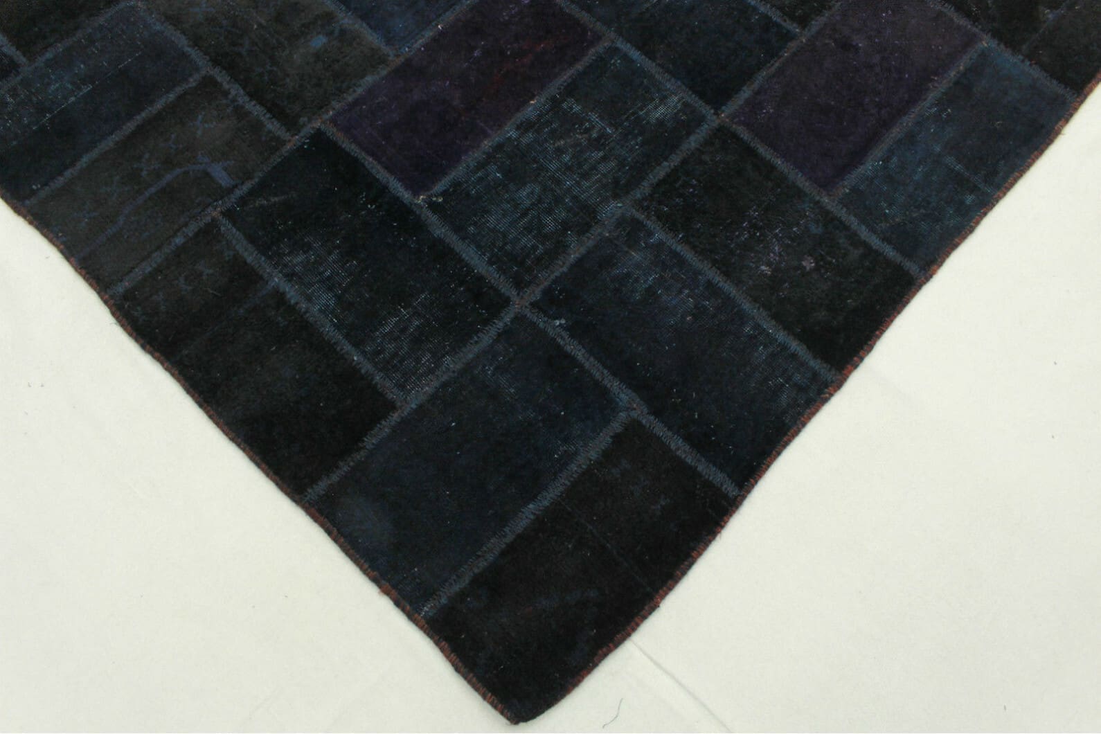 patchwork-teppich-3-7x2-4m-lila-blau-handgeknupft-orientteppich-3 Handgeknüpfter Orientteppich 365 × 242 cm