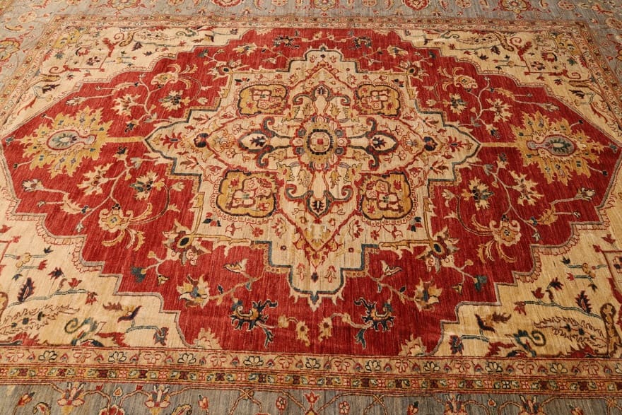 Heriz Ziegler Orientteppich aus Pakistan, 402 × 295 cm