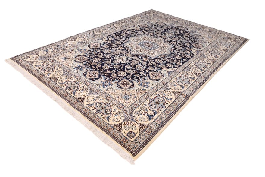 Nain Perserteppich aus Iran, 365 × 248 cm