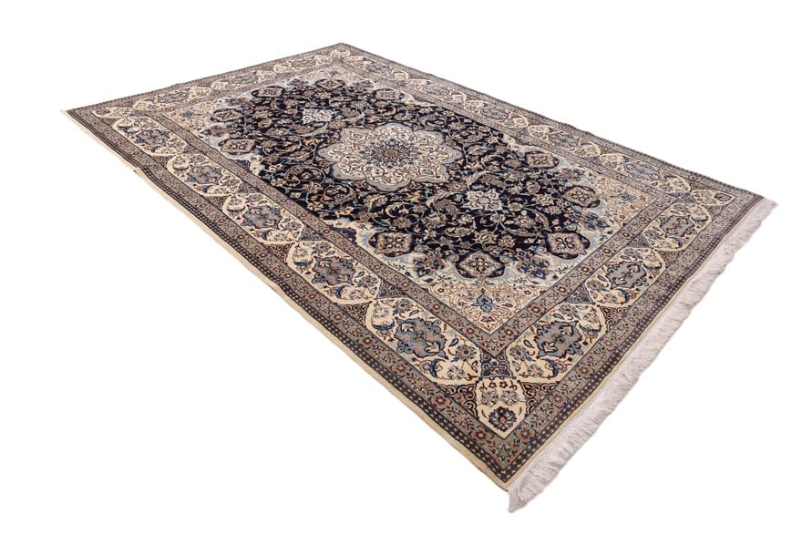 Nain Perserteppich aus Iran, 365 × 248 cm