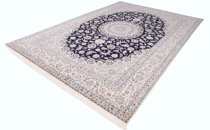 Handgeknüpfter Nain Perserteppich 365 × 252 cm