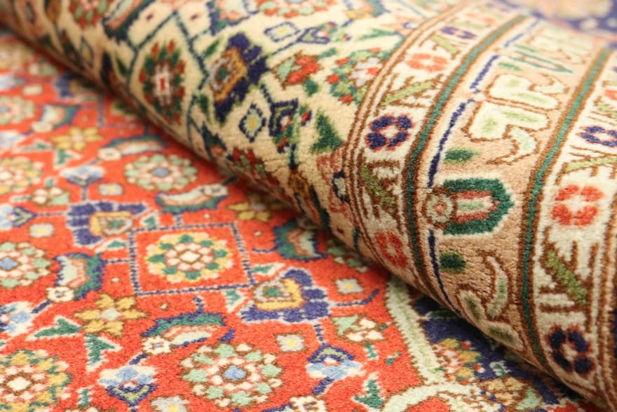 Täbriz Perserteppich aus Iran, 347 × 242 cm