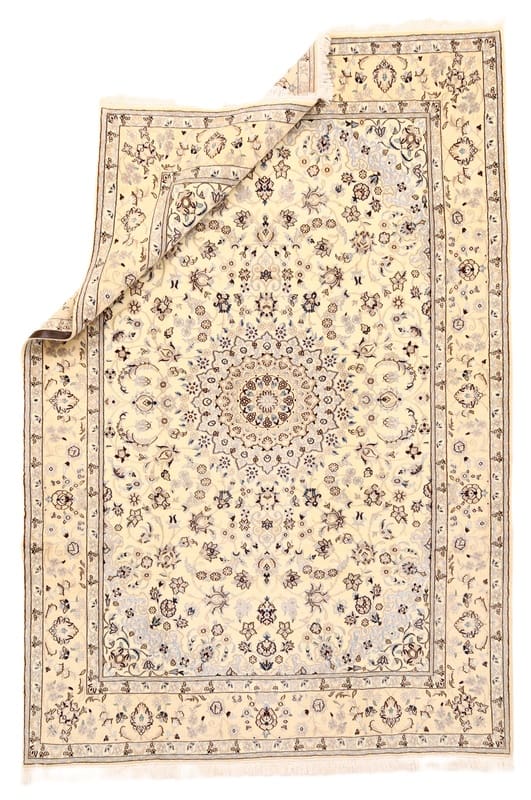 zeitloser-nain-9la-teppich-305x208-cm-wolle-seide-handgeknupft-1 Nain Perserteppich antik, 303 × 207 cm, Wolle