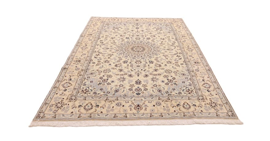 zeitloser-nain-9la-teppich-305x208-cm-wolle-seide-handgeknupft-7 Nain Perserteppich antik, 303 × 207 cm, Wolle