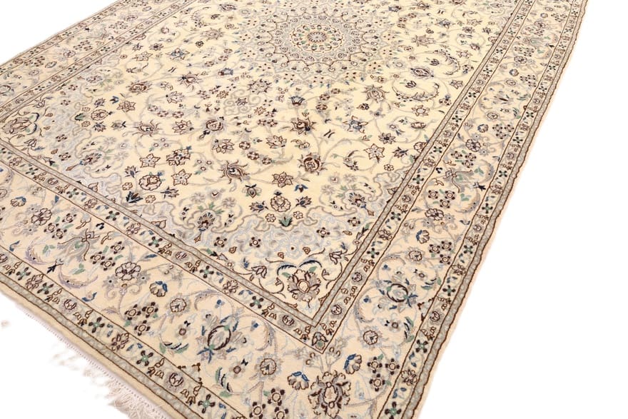 Antiker Nain Perserteppich aus Iran, 323 × 212 cm