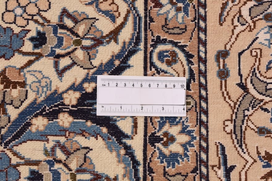 Handgewebter Nain Perserteppich, 300 × 208 cm, Wolle & Seide