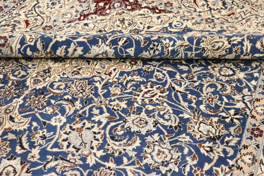 Nain Perserteppich 325 × 205 cm aus Wolle & Seide, handgeknüpft