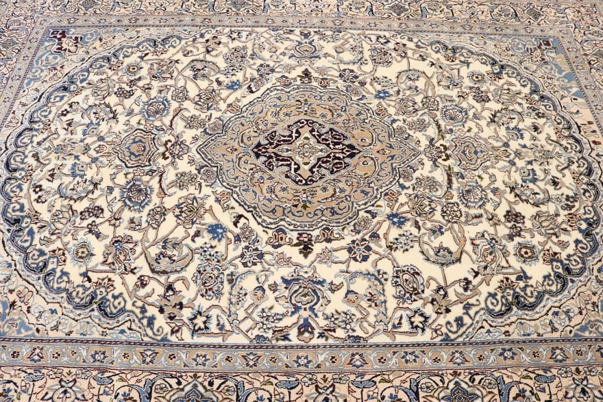 Handgeknüpfter Nain Perserteppich, 299 × 209 cm