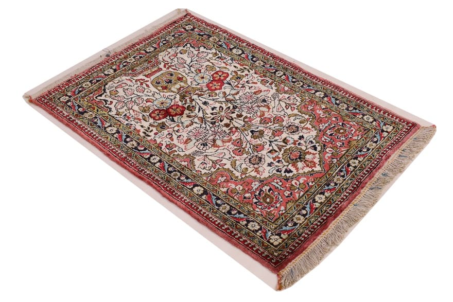 ghom-seidenteppich-97x61-cm-hochwertig-handgeknupft-3 Ghom Seidenteppich 97×61 cm – Hochwertig, handgeknüpft