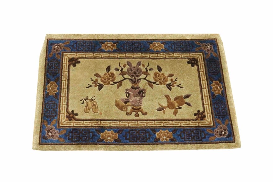 Antiker Teppich aus China, 75 × 55 cm