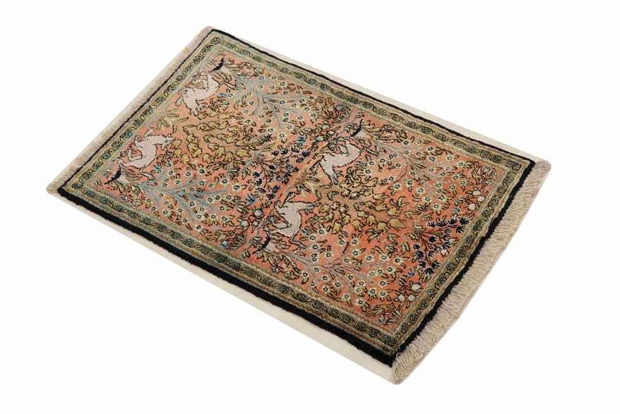 Handgeknüpfter Ghom Seidenteppich 82×59 cm – antik, elegant, Perserteppich