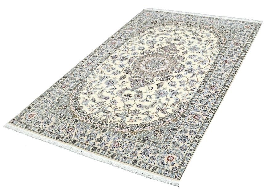Handgeknüpfter Nain Perserteppich 272 × 168 cm