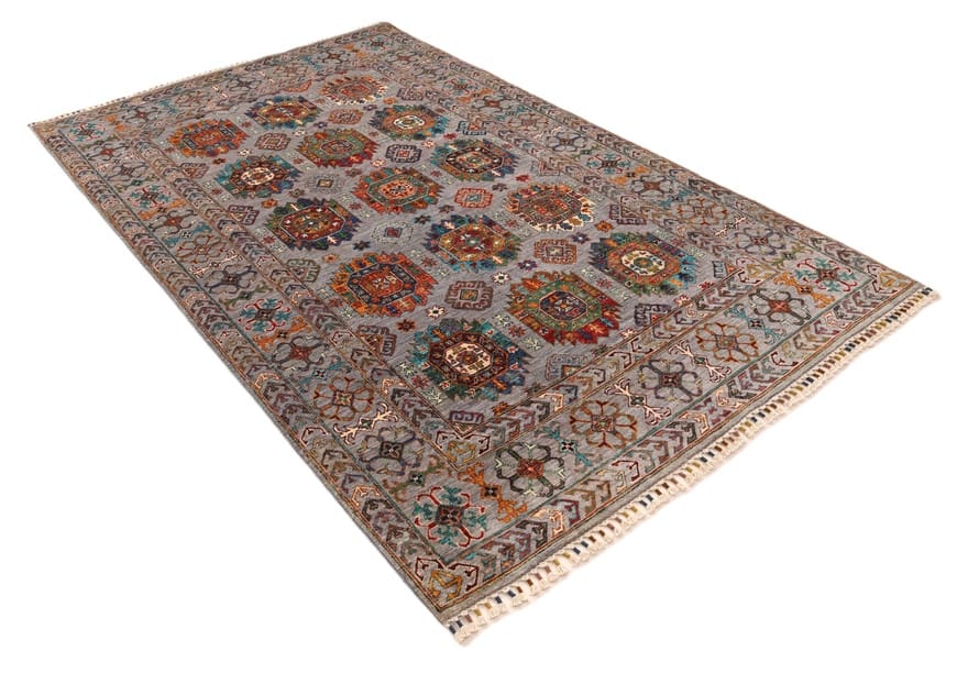 Handgeknüpfter Orientteppich 266 × 173 cm