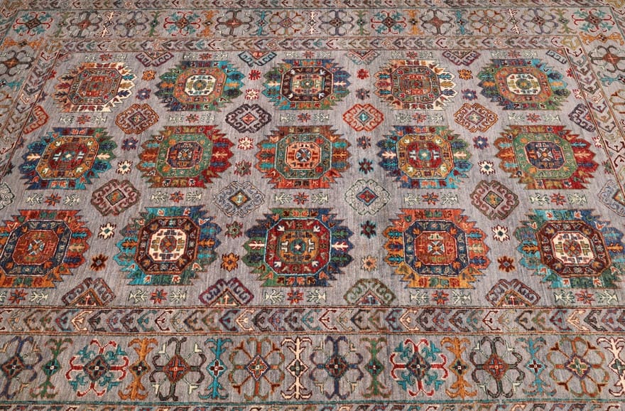 Handgeknüpfter Orientteppich 266 × 173 cm