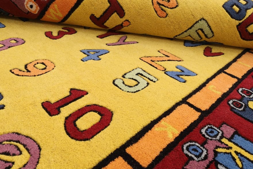 Handgeknüpfter Orientteppich 243 × 170 cm