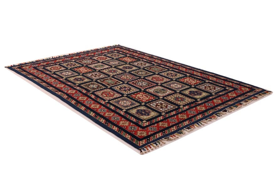 Orientteppich 242 × 170 cm aus Wolle, handgeknüpft