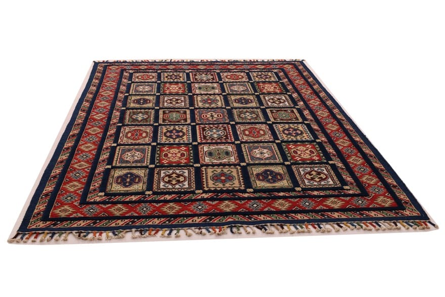 Orientteppich 242 × 170 cm aus Wolle, handgeknüpft