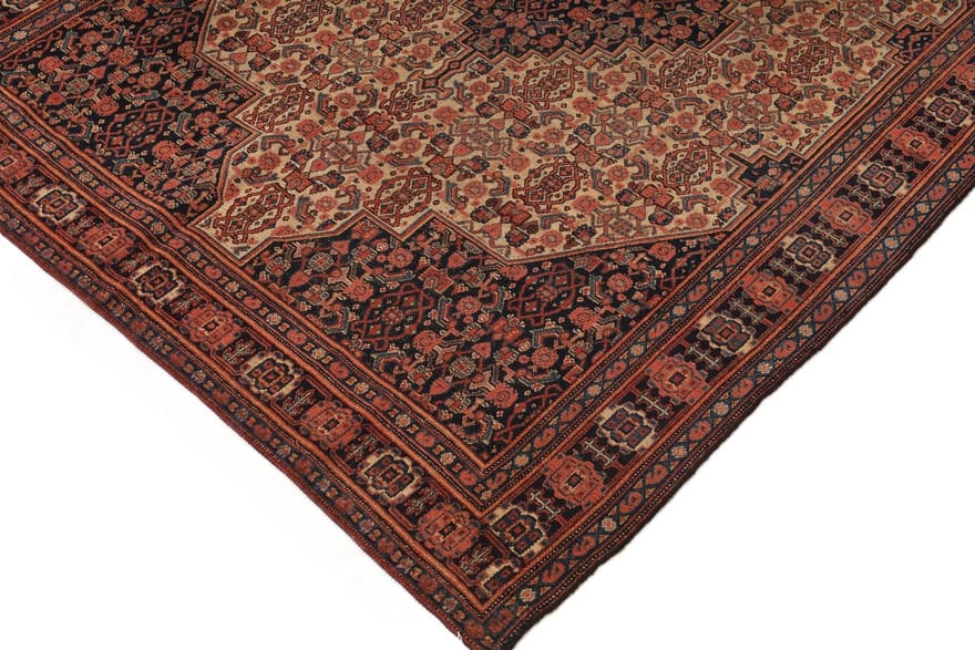 Antiker Perserteppich aus Iran, 190 × 131 cm