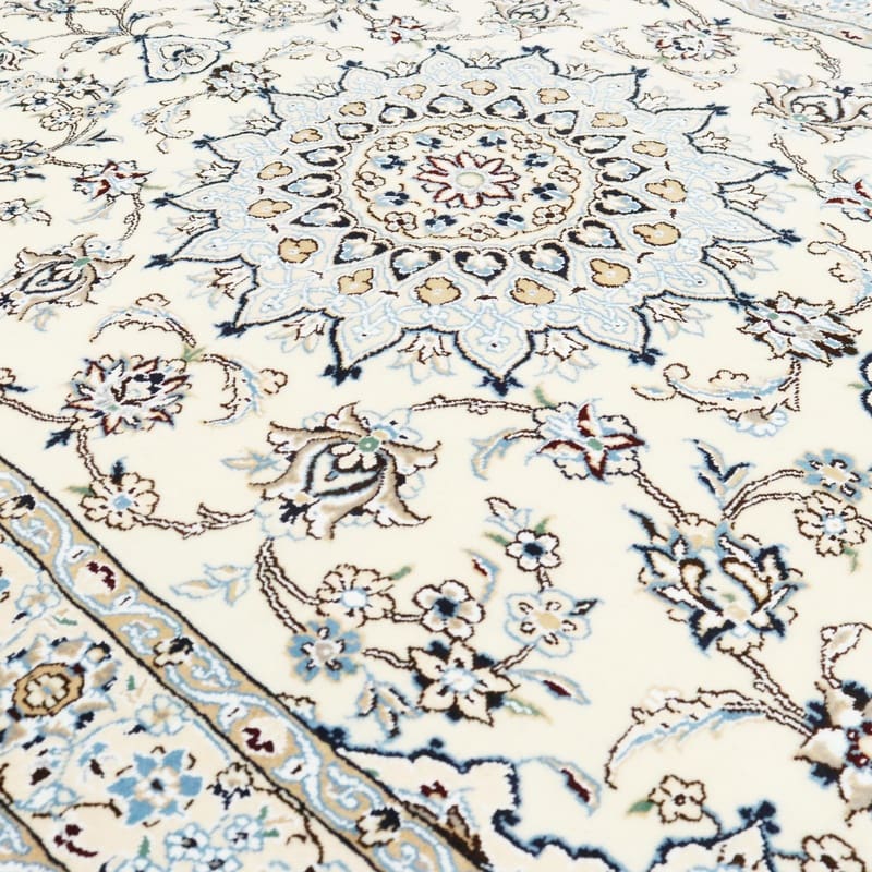 Handgeknüpfter Nain Perserteppich, 207 × 129 cm, Wolle & Seide