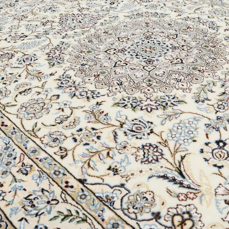 handgeknupfter-nain-9-la-teppich-215x134-cm-in-blau-creme-4 Handgeknüpfter Nain Perserteppich, 213 × 133 cm, Wolle & Seide