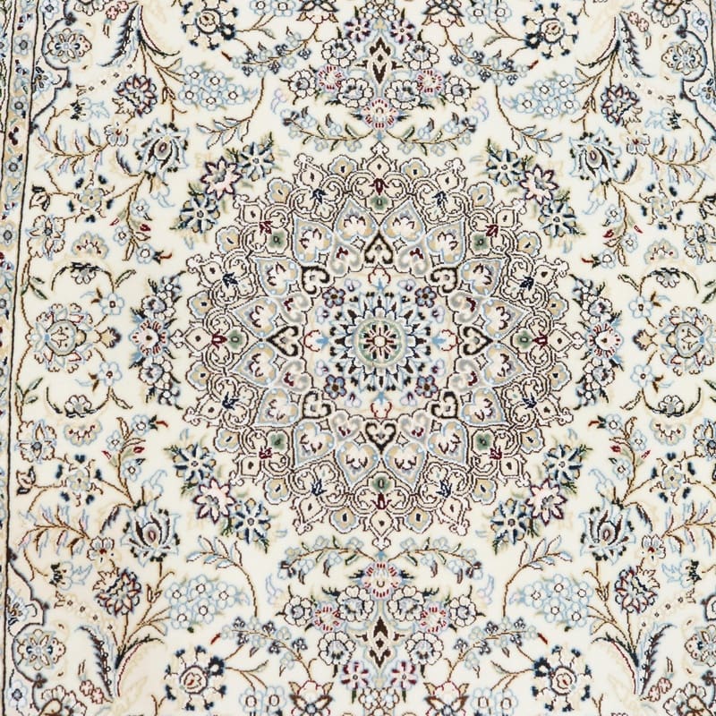 handgeknupfter-nain-9-la-teppich-215x134-cm-in-blau-creme-5 Handgeknüpfter Nain Perserteppich, 213 × 133 cm, Wolle & Seide