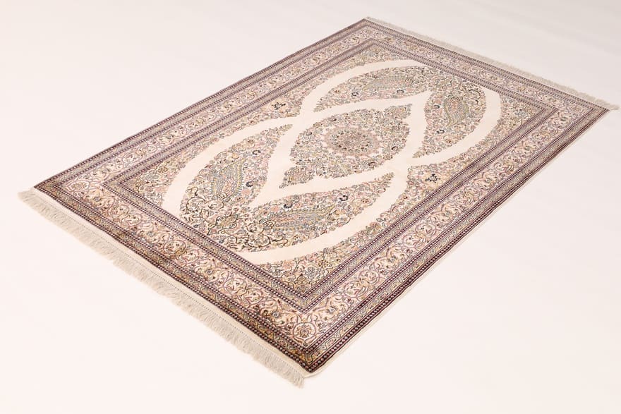 kashmir-seidenteppich-193x125-cm-fein-geknupft-orientteppich-3 Handgeknüpfter Kashmir Orientteppich 191 × 124 cm