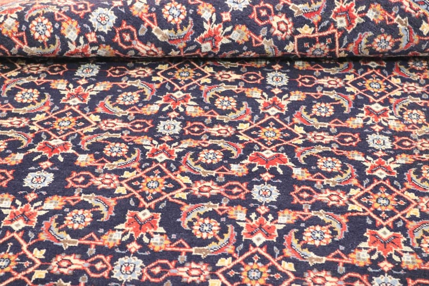 Perserteppich aus Iran, 188 × 128 cm