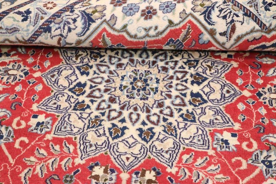 Nain Perserteppich aus Iran, 195 × 115 cm