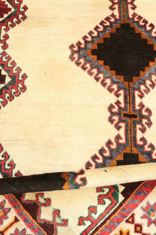 Handgeknüpfter Shiraz Perserteppich 212 × 133 cm