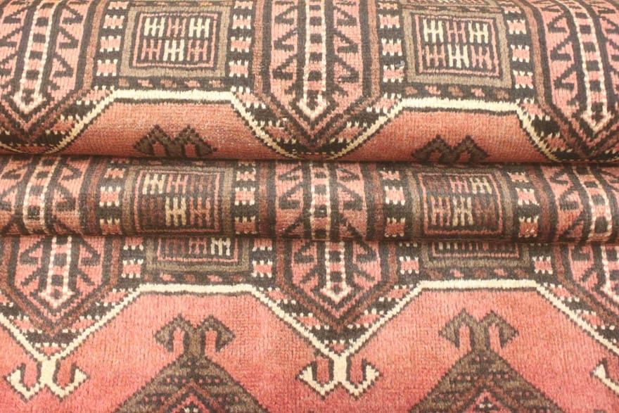 belutsch-orientteppich-216x120-cm-handgeknupft-aus-wolle-4 Handgeknüpfter Baluch Perserteppich, 214 × 119 cm, Wolle