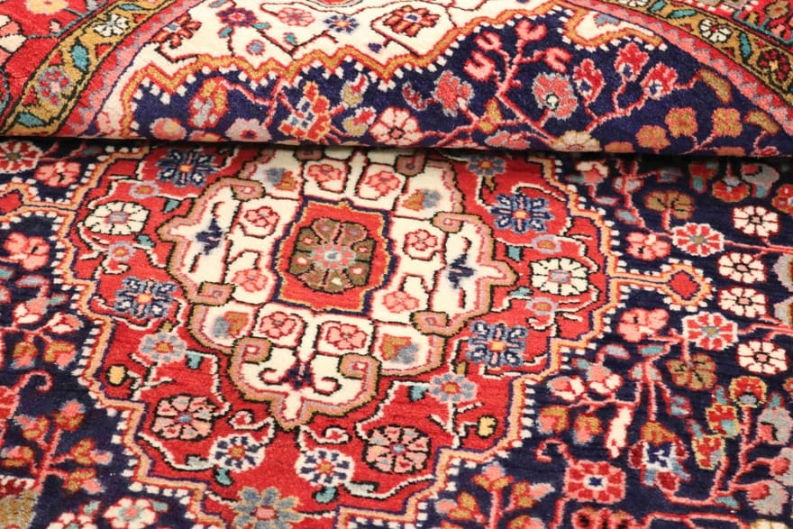 Handgeknüpfter Perserteppich 211 × 127 cm