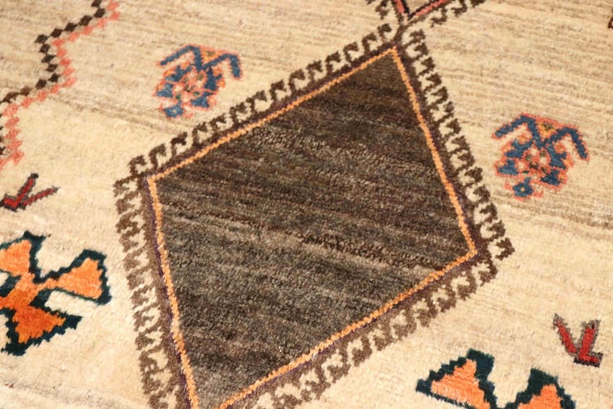 shiraz-teppich-227x132-cm-ghaschghai-wolle-handgeknupft-4 Shiraz Perserteppich aus Iran, 225 × 131 cm