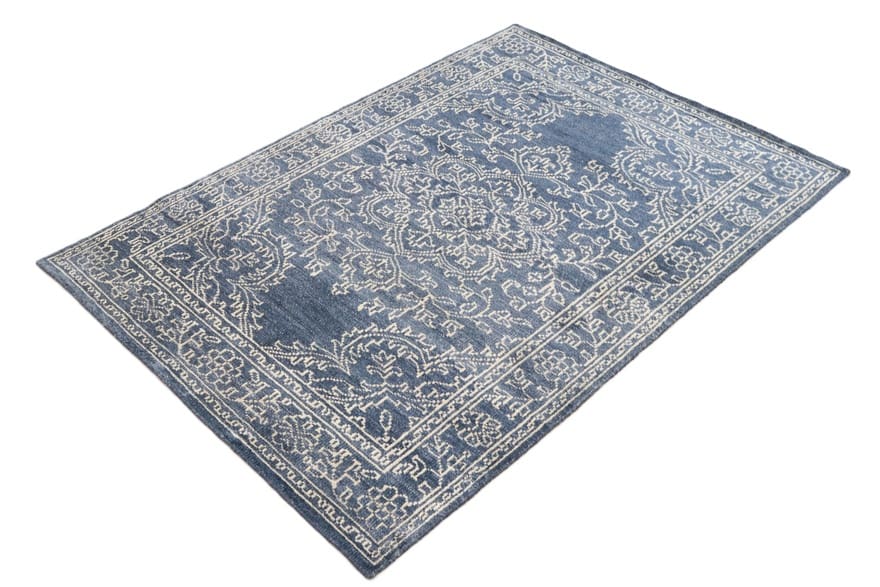 Orientteppich aus Indien, 235 × 164 cm